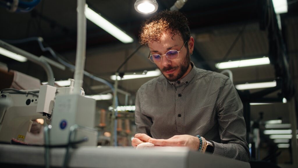 simon bouzanquet realisateur chef opérateur institutionnel grandis 1